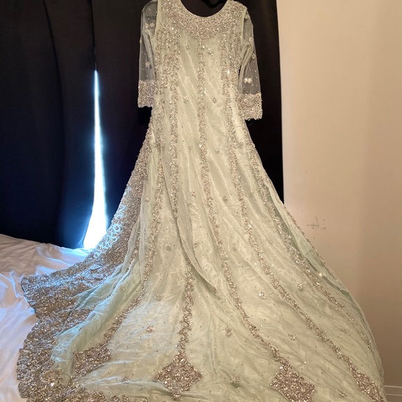 Wedding dress ( walima ) or another occasion - Picture 5 of 6